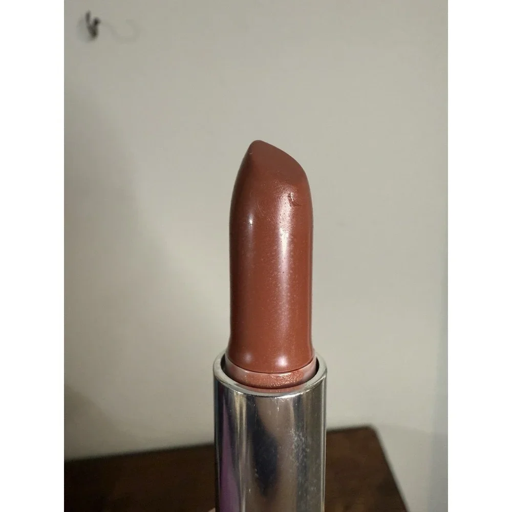Clinique TENDER-HEART Different Lipstick Green Tube Brown .14 oz/4g New RARE